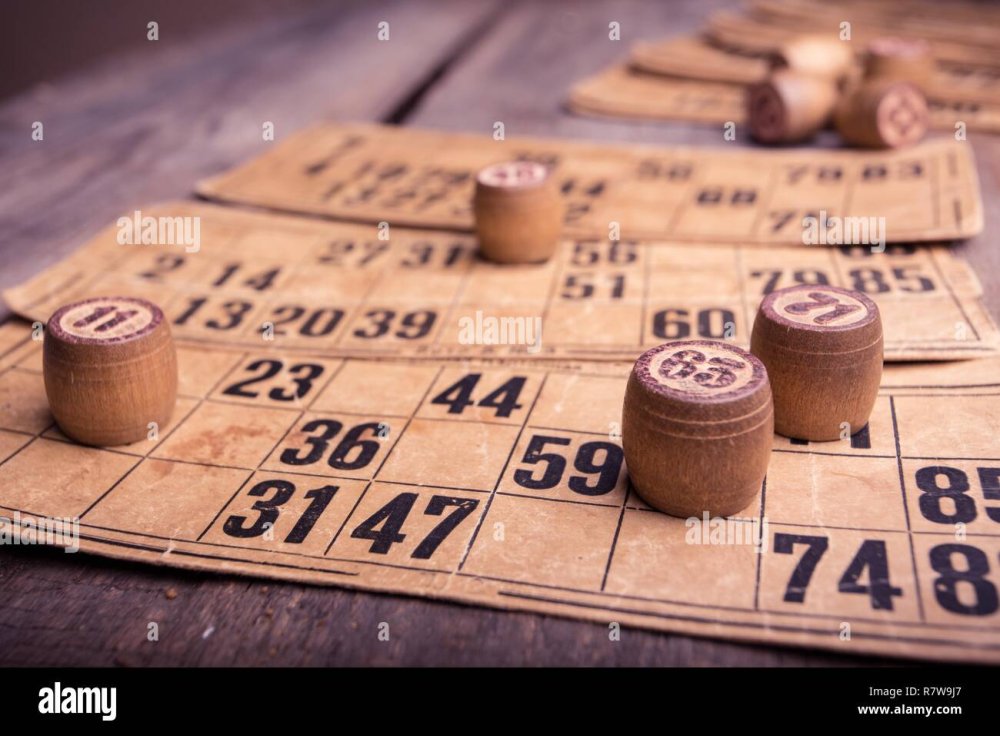 Бочонки для лото с подставкой