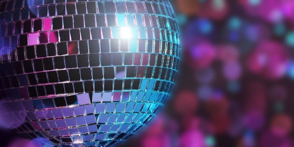 Дискотечный шарик красивый