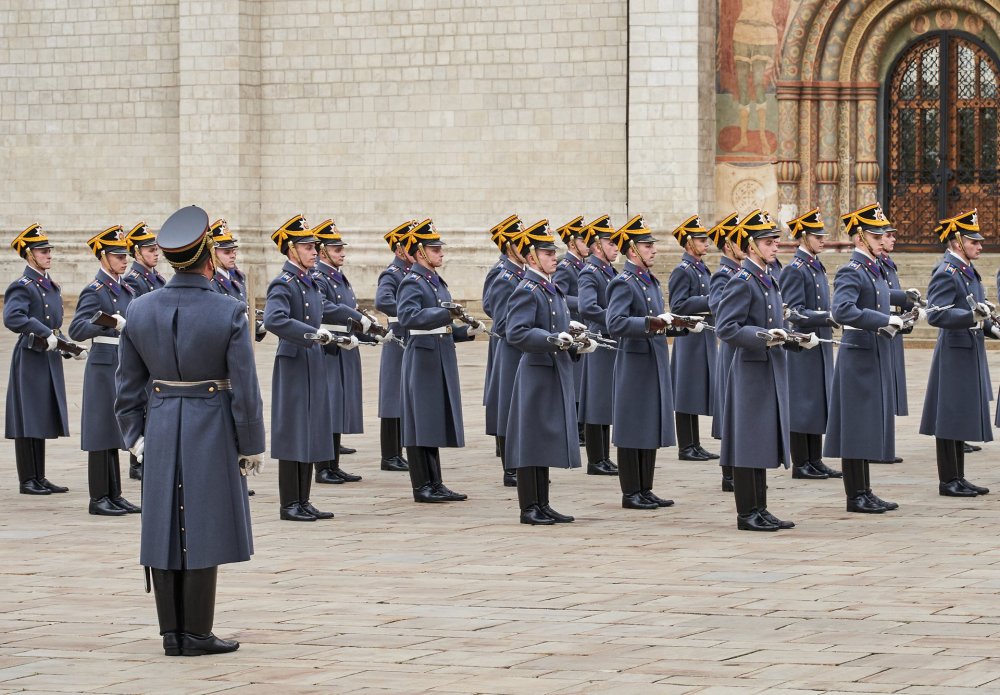 Караул у Кремля