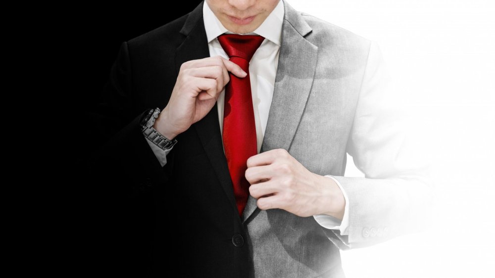 Мужчина в пиджаке