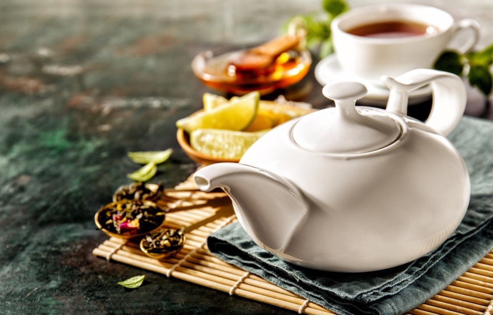 Чай в чайнике