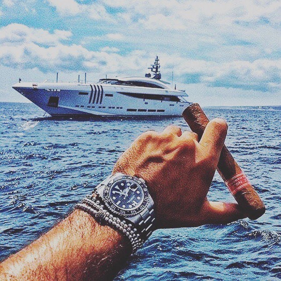 Роскошь и богатство мужчина