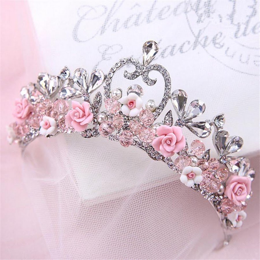 Диадема с розовыми камнями