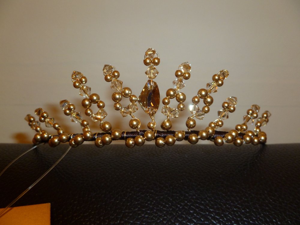 Корона из стекляруса