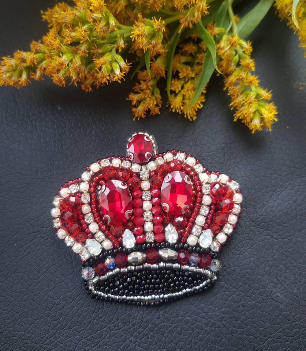 Ворона брошь из бисера