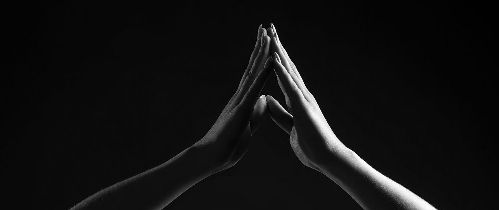 Рука в руке