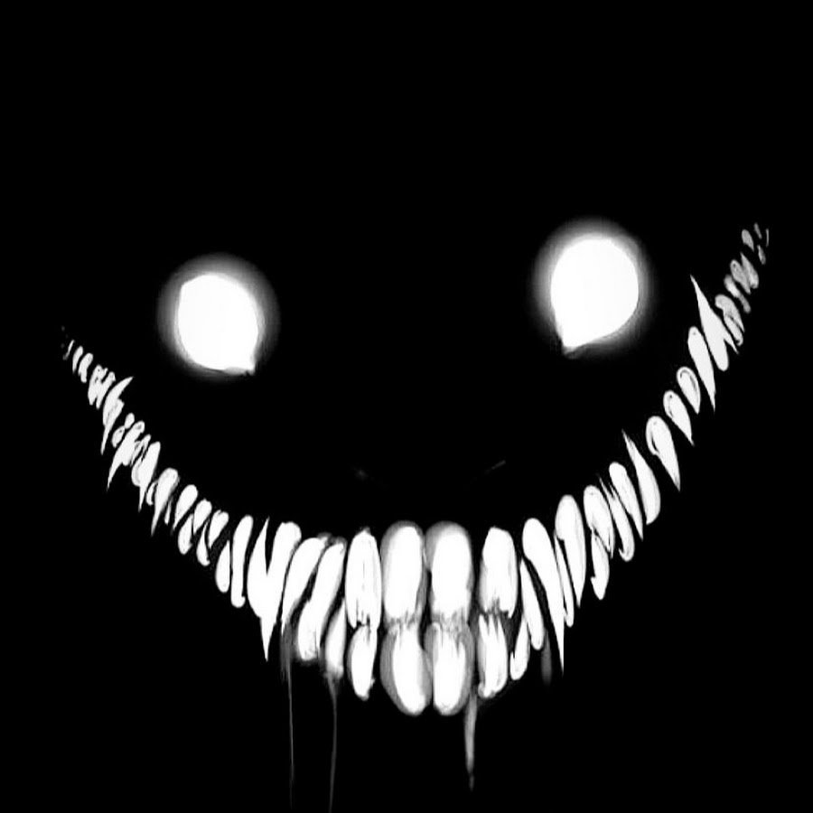 Белое лицо на черном фоне