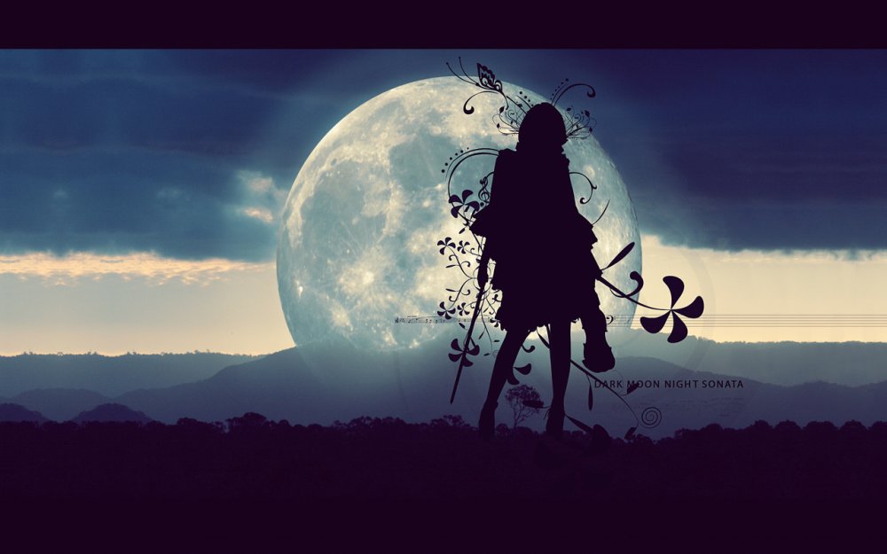 Девушка на фоне Луны