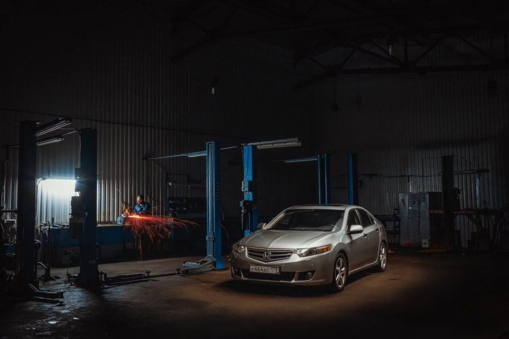 Автомастерская пустая