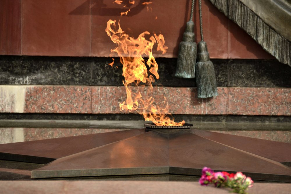 День Победы вечный огонь