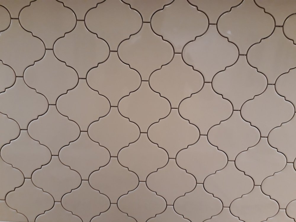 Beveled Arabesque Tile