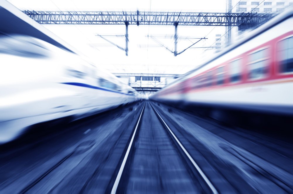 Скоростной поезд вид сверху