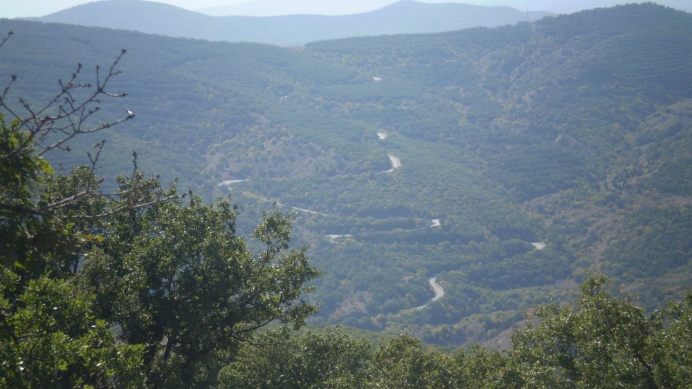 Горный серпантин Судак новый свет