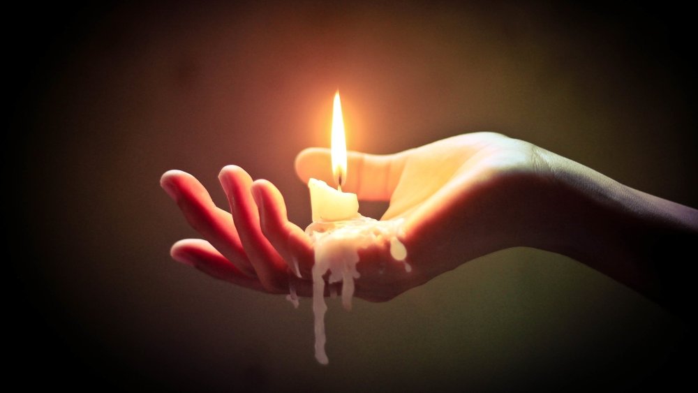 Свеча любовь