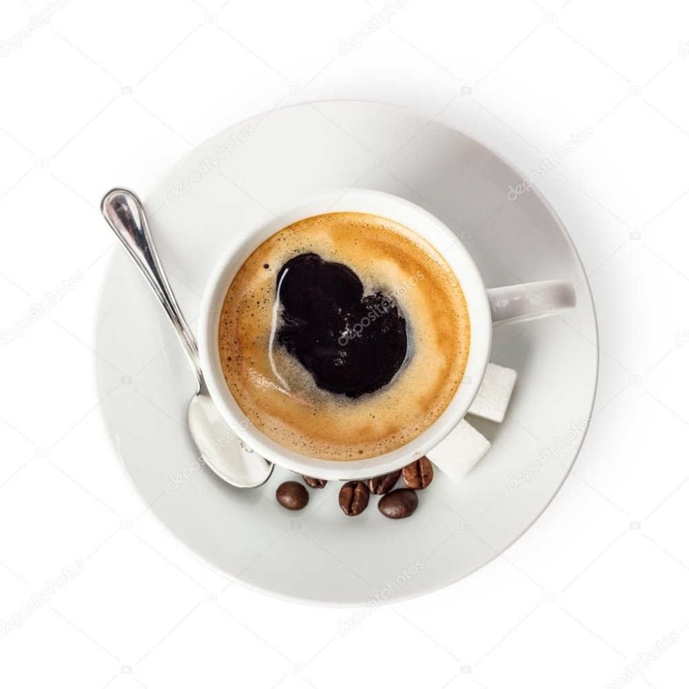 Чашка кофе на черном фоне