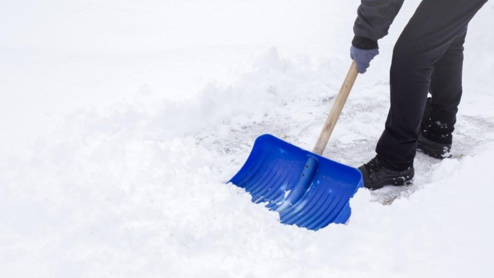 Лопата для снега