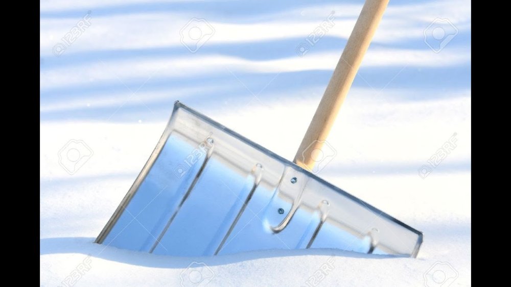 Садовая лопата