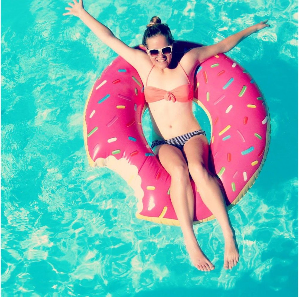 Надувной круг 119см шина