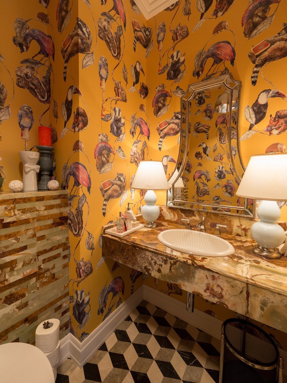 Клеёнка в ванную комнату на стену