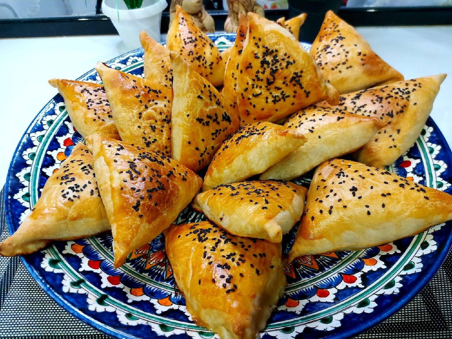 Слоеное тесто узбекской