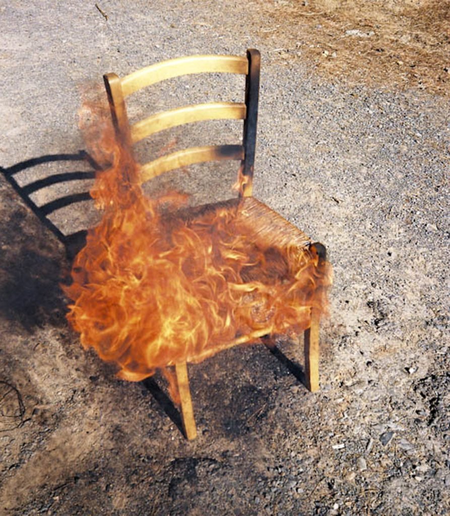 горящий стул в психологии