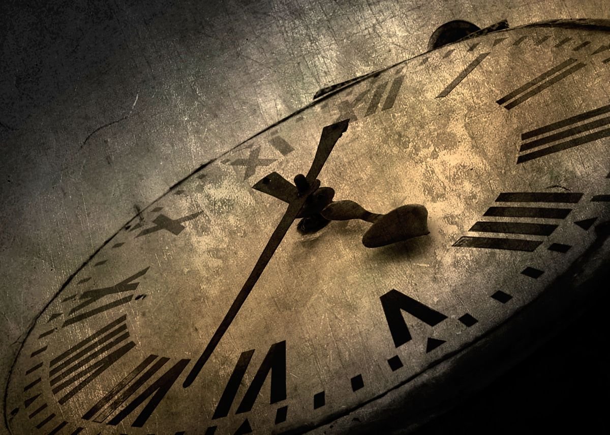 Часы кинуть. Время обои. Старые часы. Часы и время. Разбитые часы.