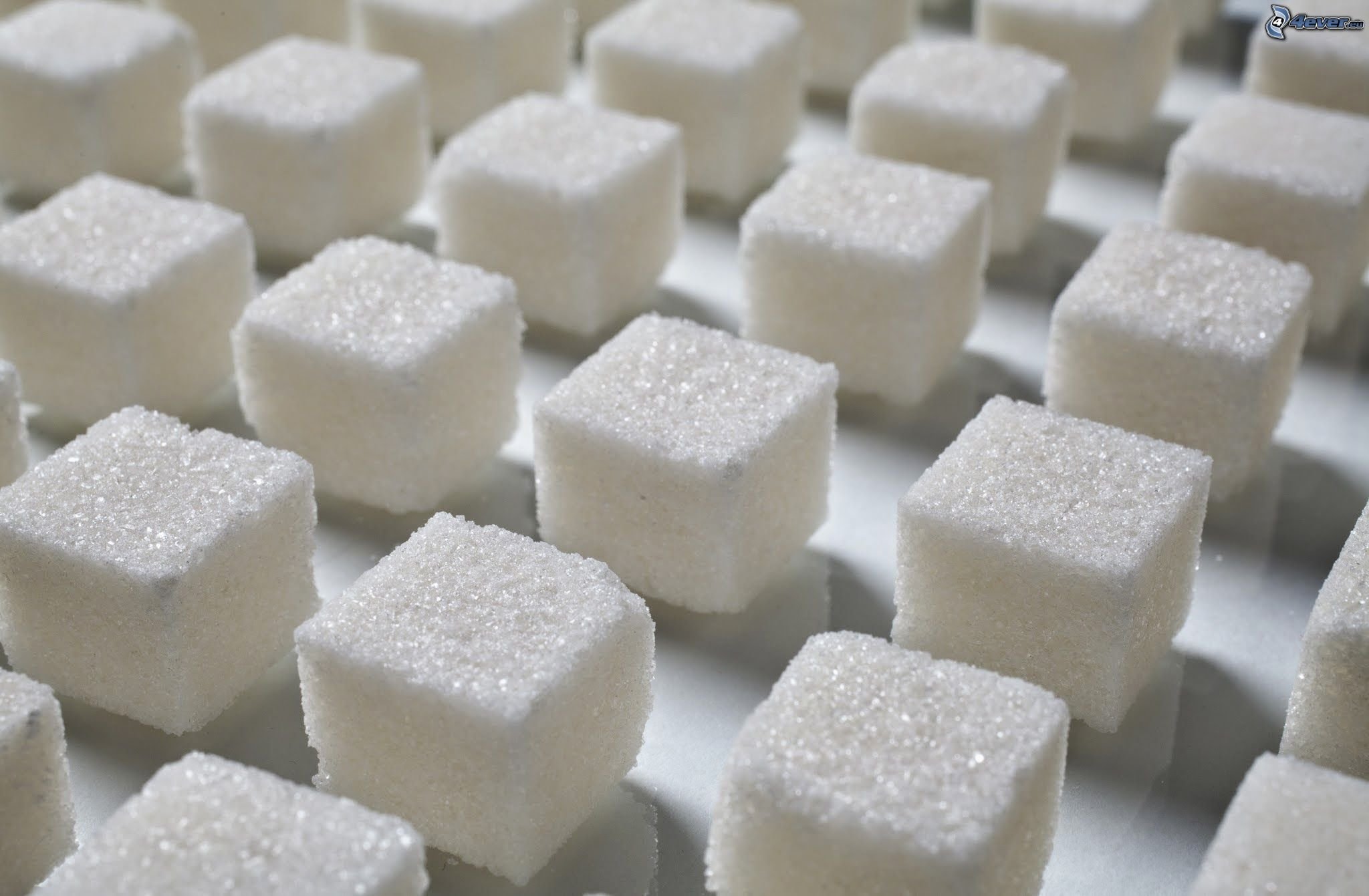 Самый простой сахар. Кубики сахара. Сахар в кубиках. Сахар рафинад кубик. Кубики сахара рафинада.