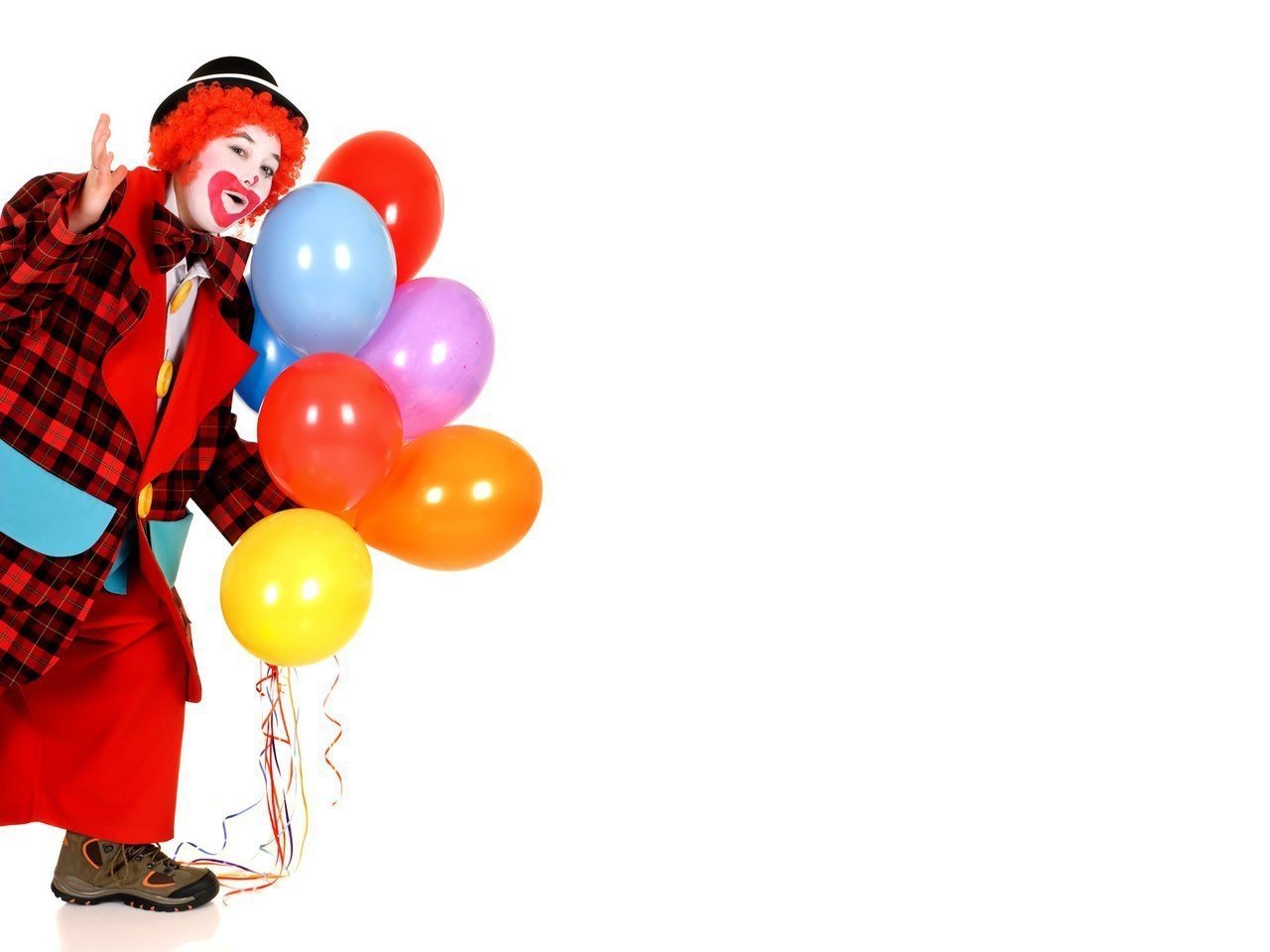 Развлекательная программа ко дню смеха. Клоун. Клоун с шариками. Счастливый клоун. Праздник клоунов.