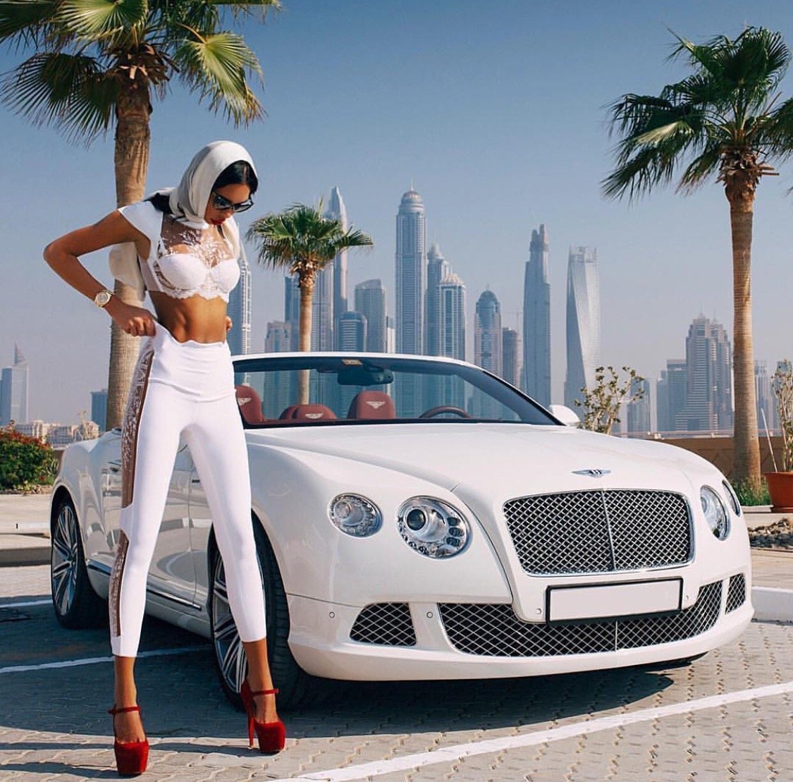 Luxury girl сын. Рич Шейх Дубая. Рич Дубай миллионер. Рич блоггер Дубай. Богатая жизнь.