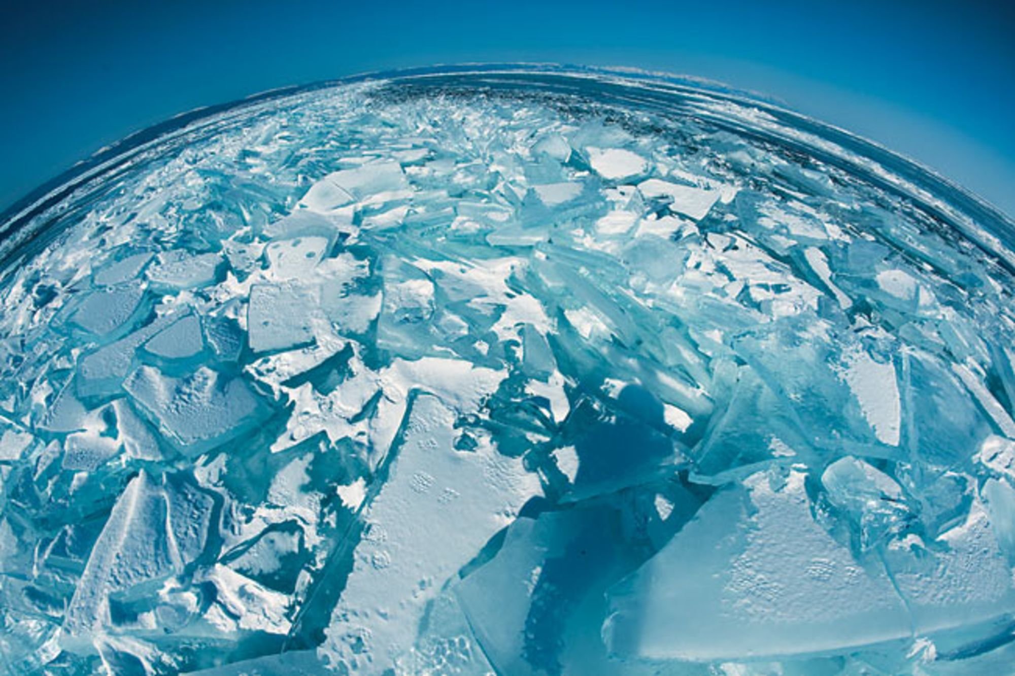 Свежесть земли. Ледяная Планета. Земля покрытая льдом. Планета земля во льду. Глобальное похолодание на земле.