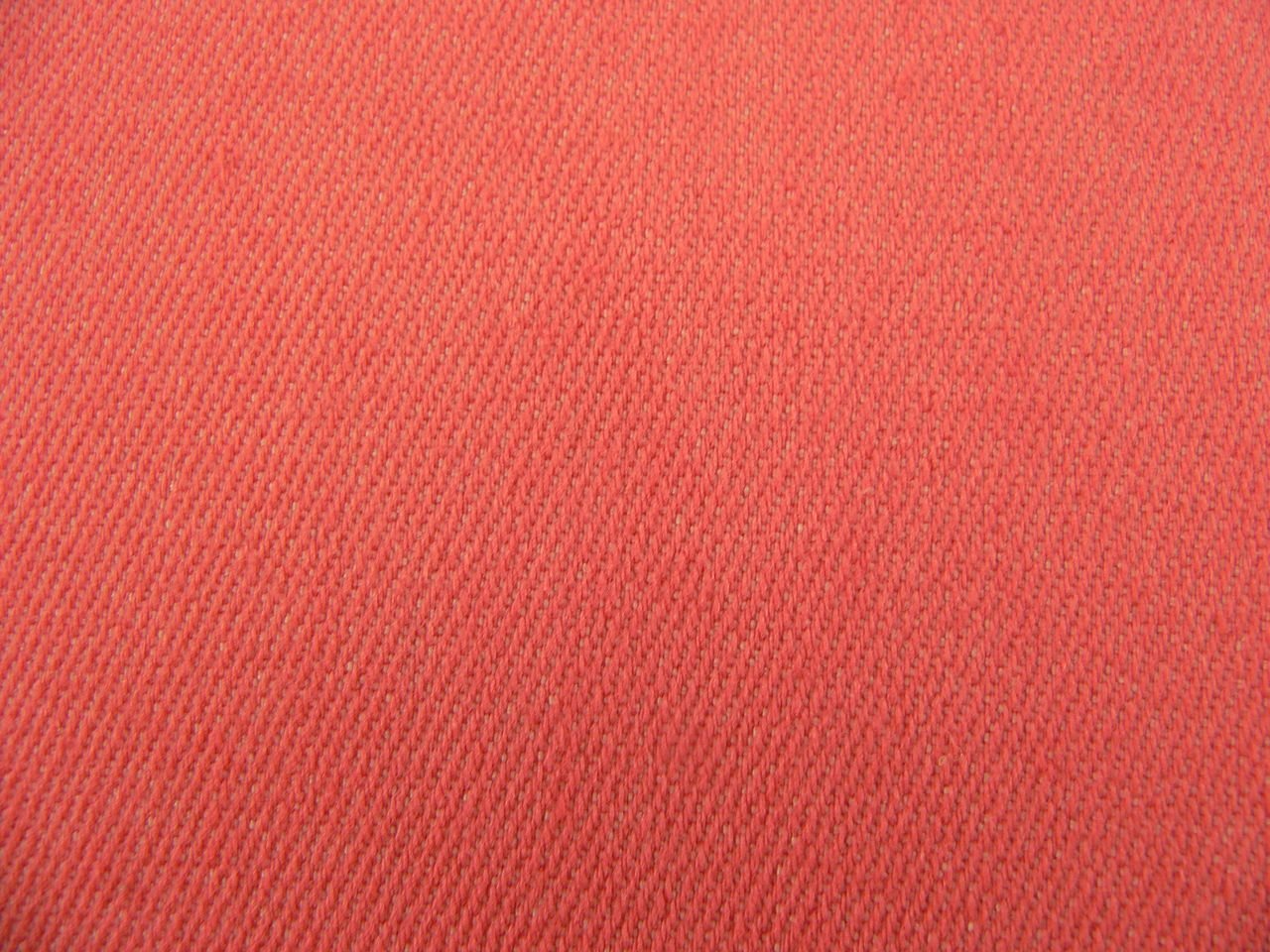 Coral цвет. Ткань кораллового цвета. Коралловый велюр. Текстура ткани. Красная джинсовая ткань.