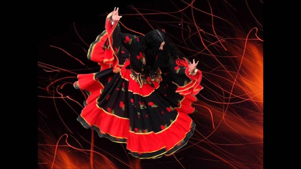 Песня цыганка черная. Цыганский танец. Цыганка танцует. Цыгане танцуют. Фон для цыганского танца.