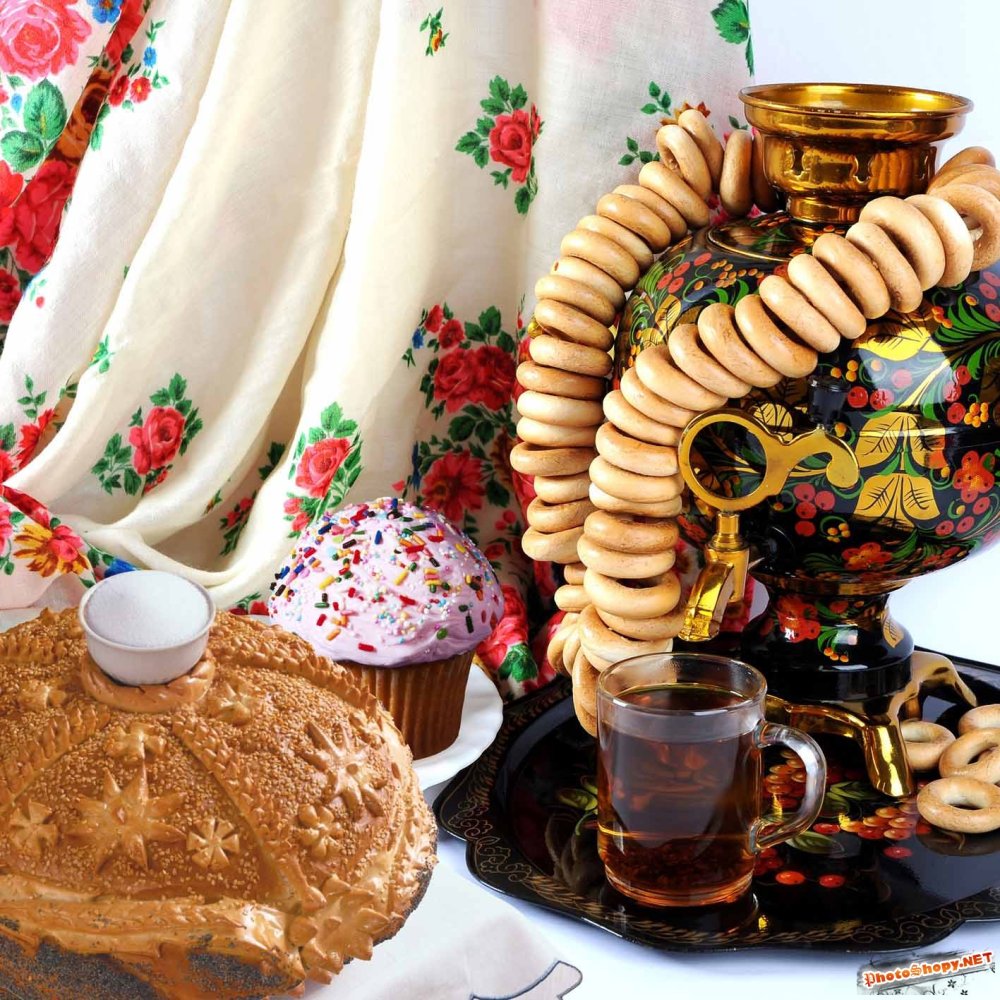 Самовар с блинами