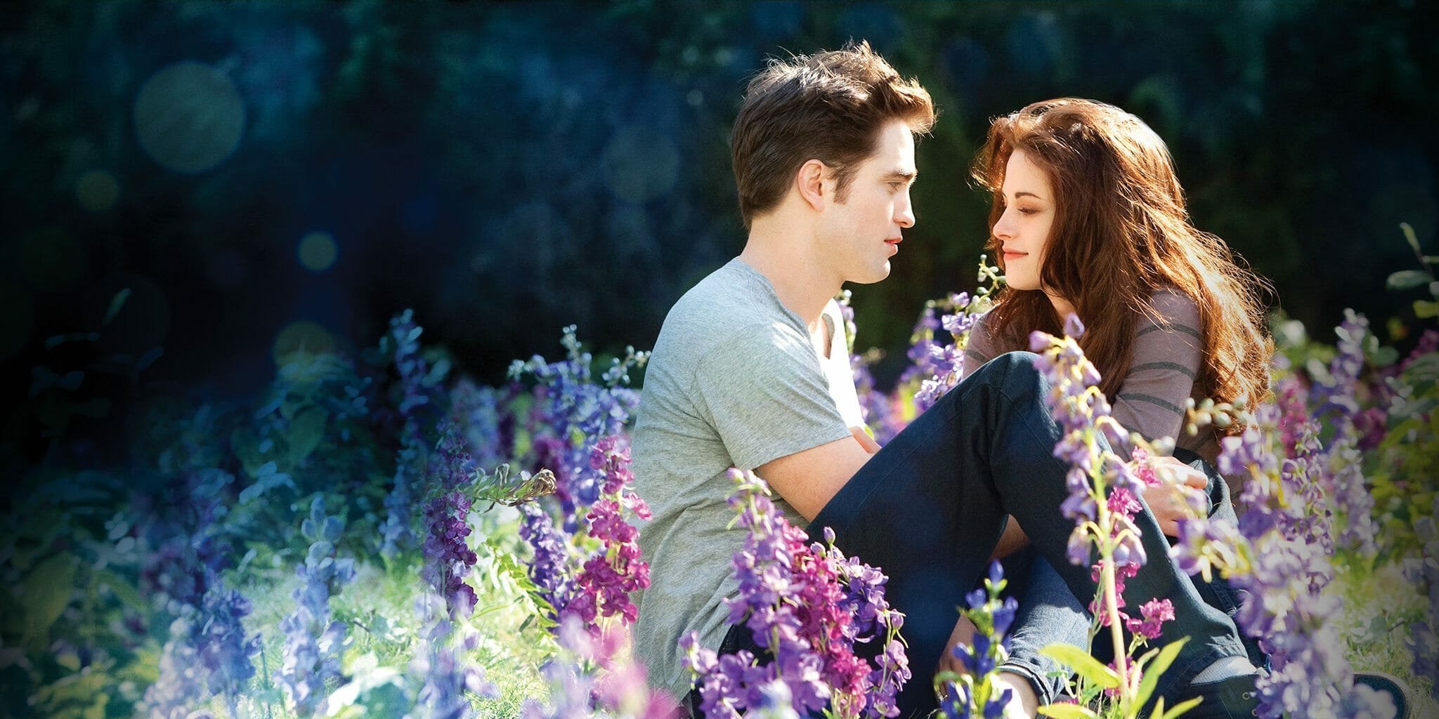 Белла и Эдвард в цветах