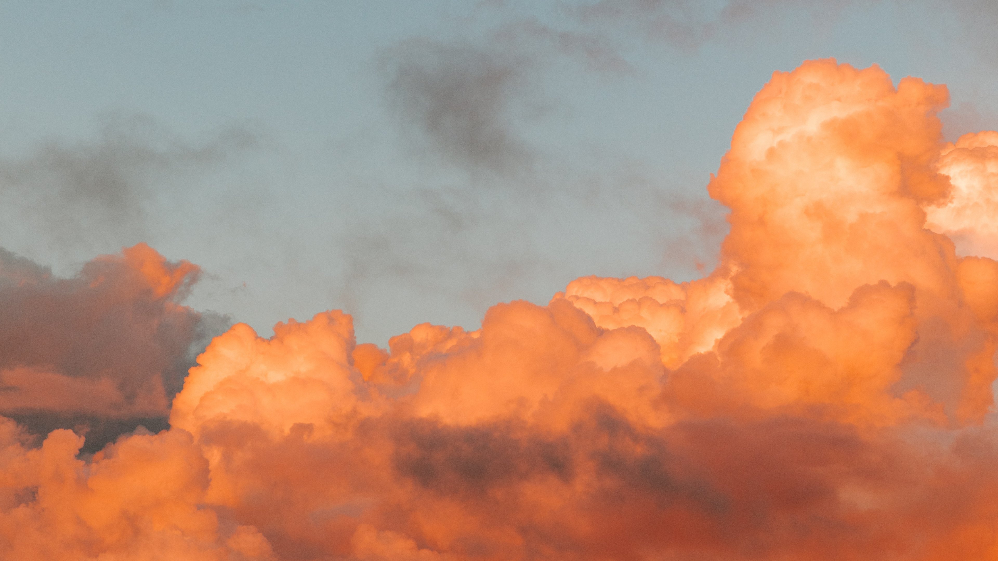 Утечка облака. Небо. Облака Эстетика. Коричневые облака. Оранжевые облака Эстетика.