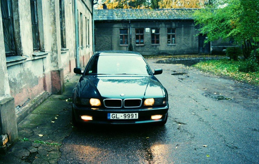 BMW e38 бандитская