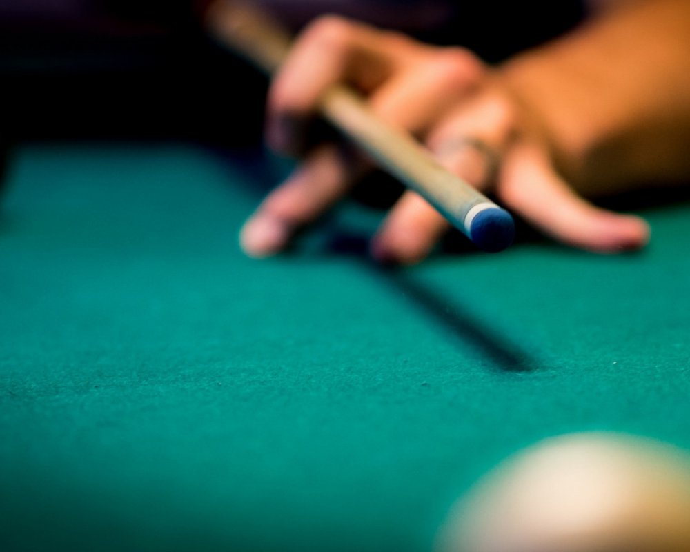 Фон для рабочего стола бильярд