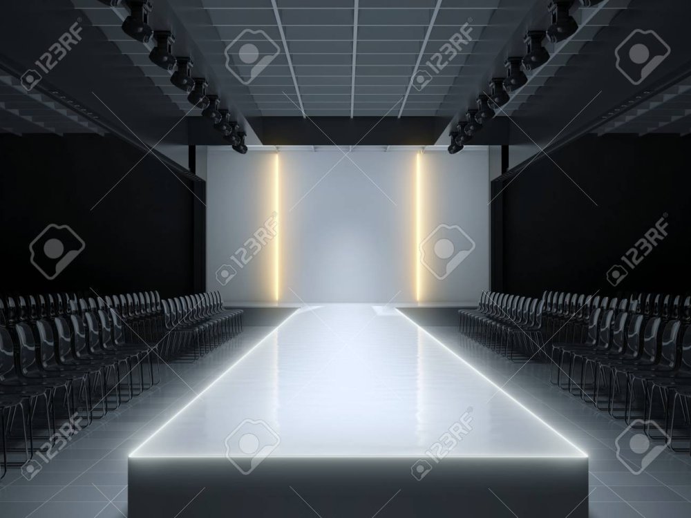 Подиум без моделей