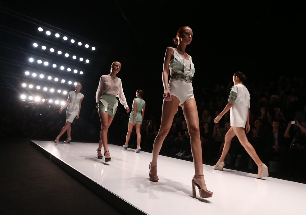 Модели на подиуме