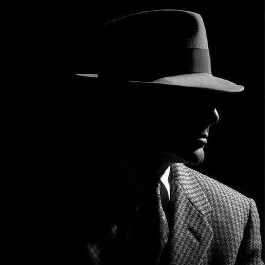 Мафия человек в шляпе