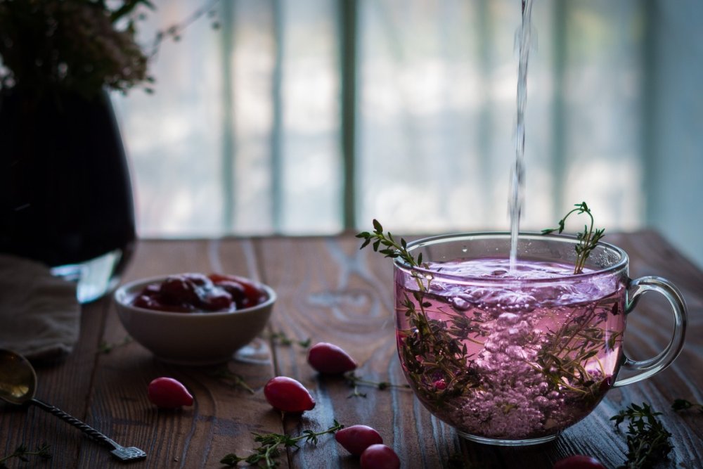 Чай с травами и ягодами