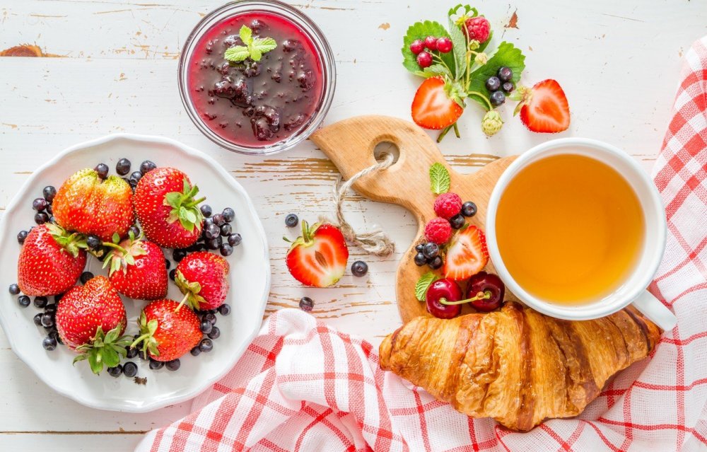 Чай с ягодами