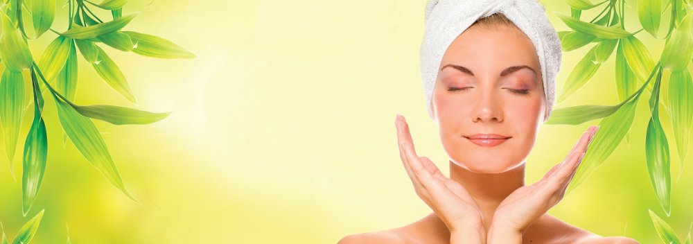 Девушка с красивым макияжем