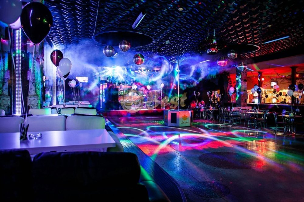 Розовый неон