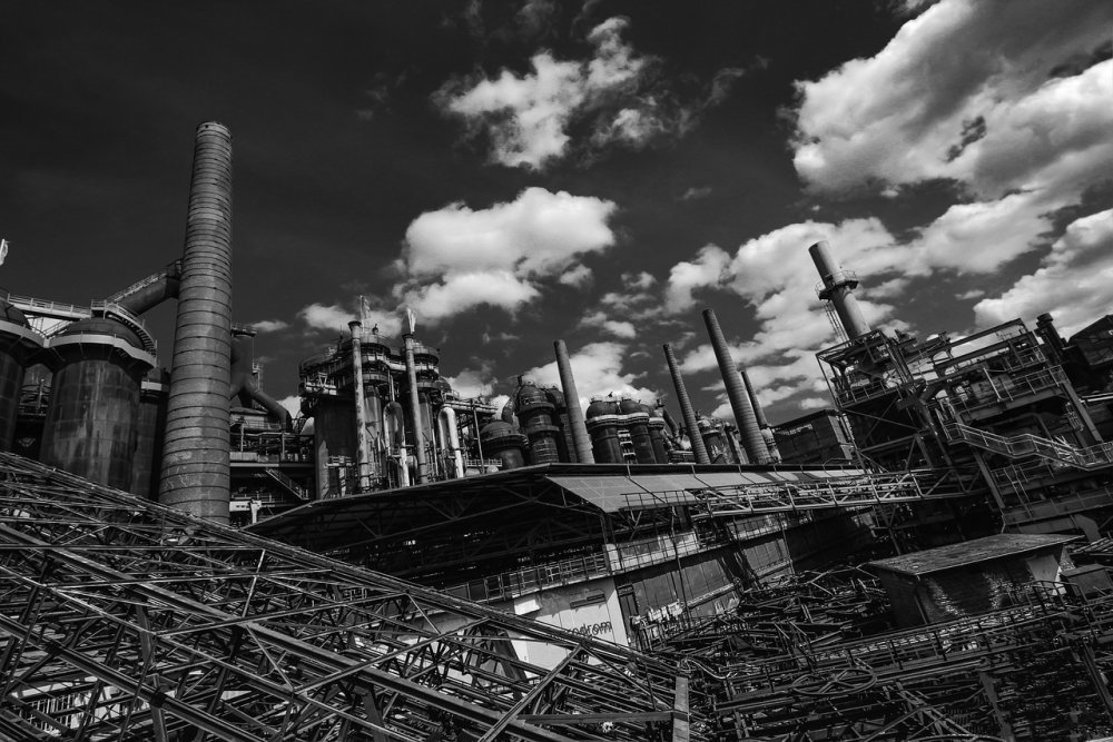 Промышленный город