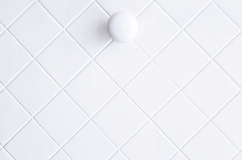 Серо белые квадраты