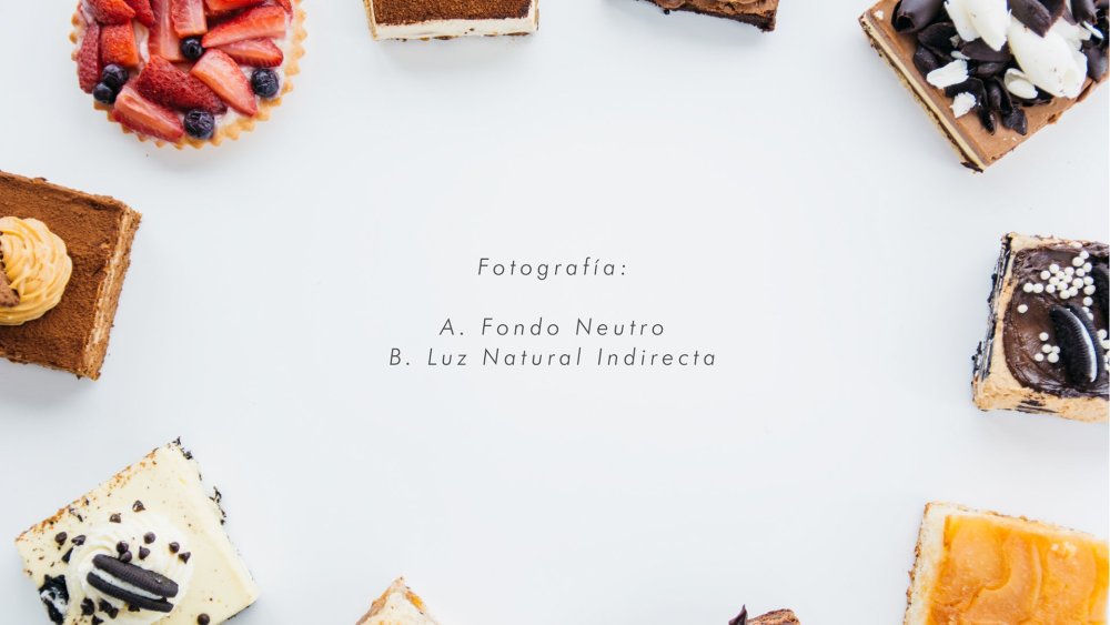 Сладости на столе вид сверху