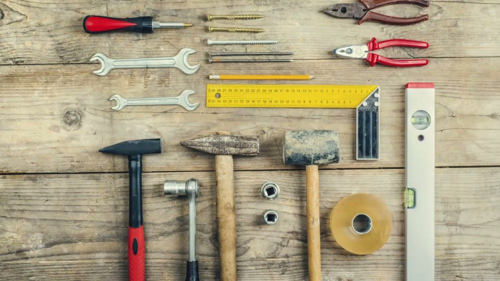 Натюрморт столярный инструмент