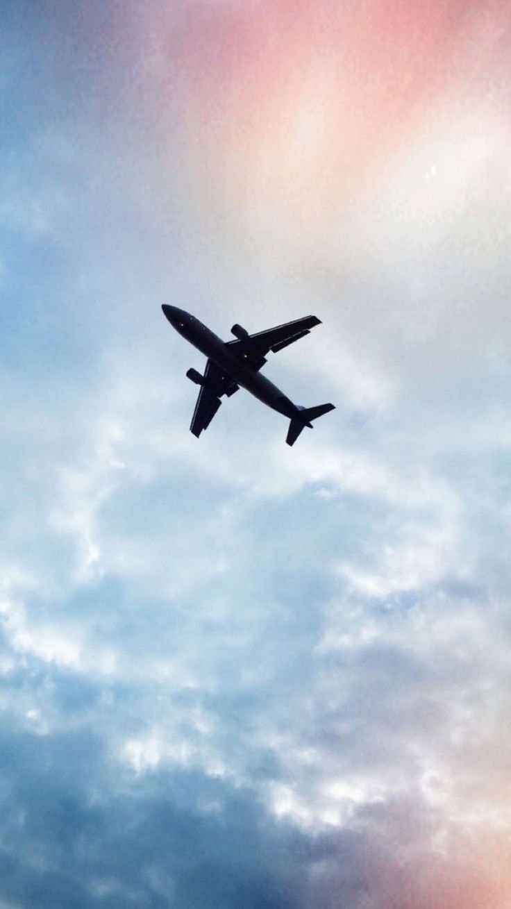 Боинг 747 взлетает