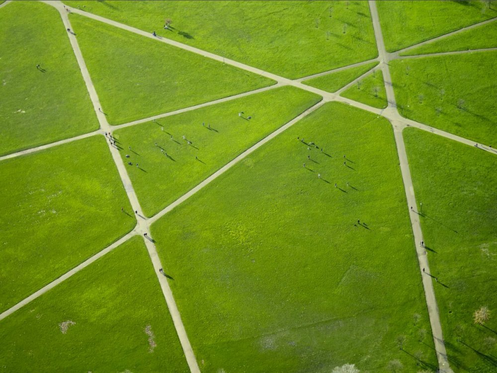 Футбольное поле квадрат